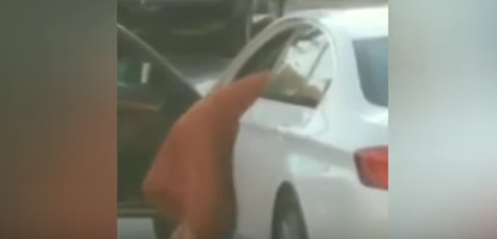 مقطع بي أم أبيض الكويت