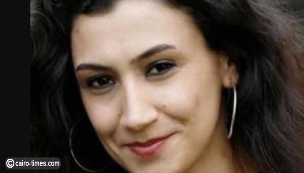 سبب طرد الصحفية بيرسين من عملها في تركيا