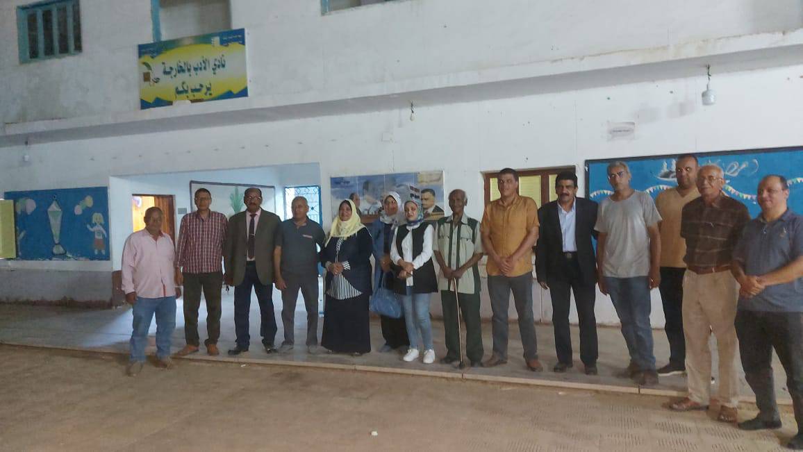 نادي أدب الخارجة