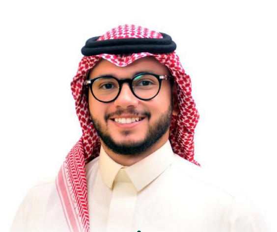 إيهاب بن كمال عبدالعزيز خان (مديرًا عامًا للإدارة العامة للبرامج التحولية والمشاريع بوزارة الصحة)