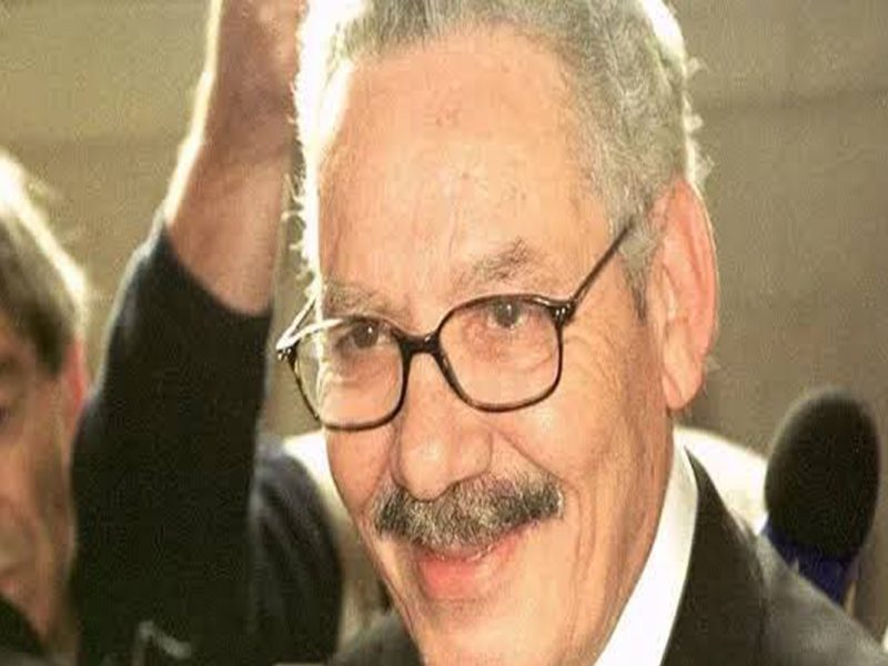 رحيل خالد نزار وزير الدفاع الجزائري السابق