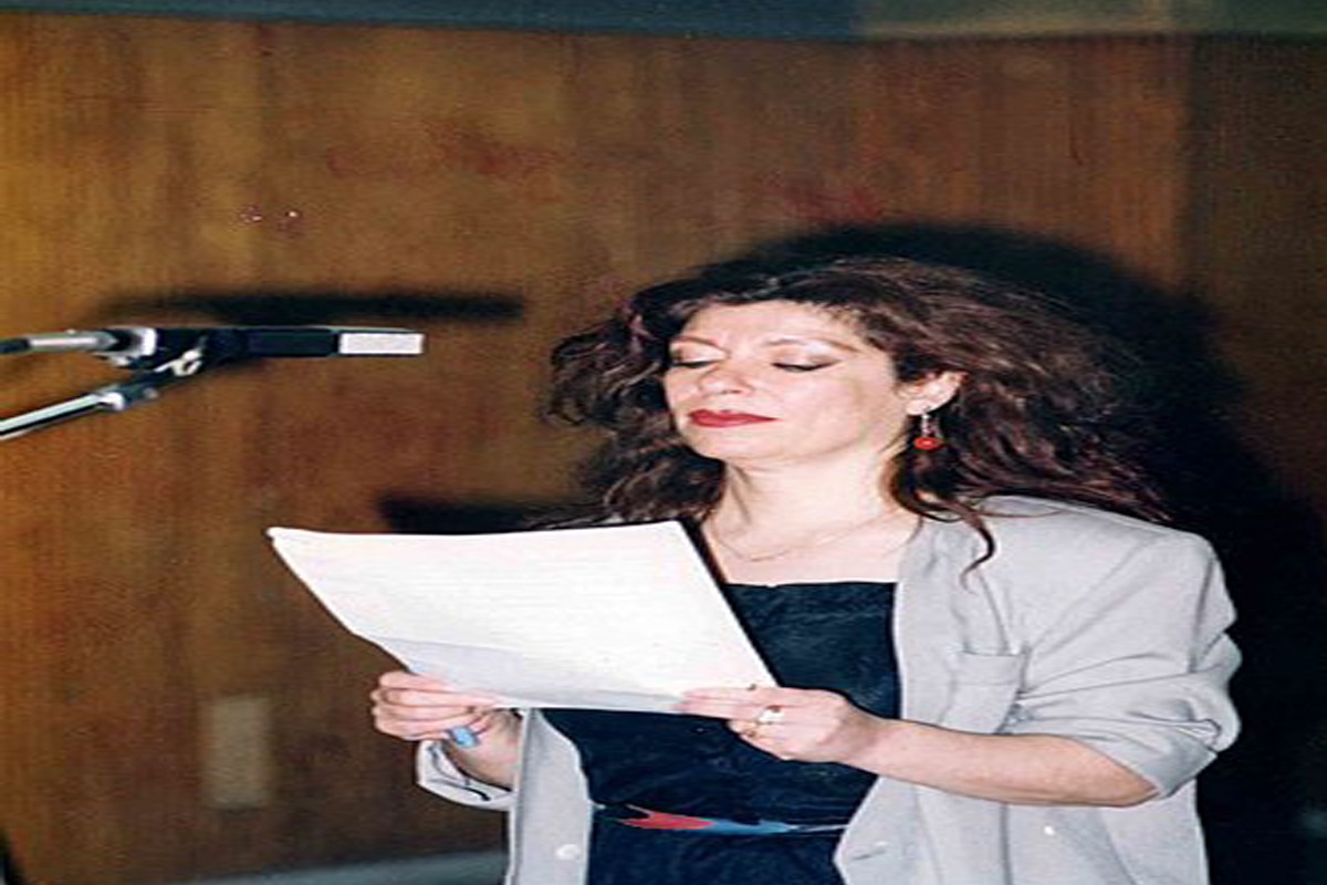 الفنانة ثراء دبسي