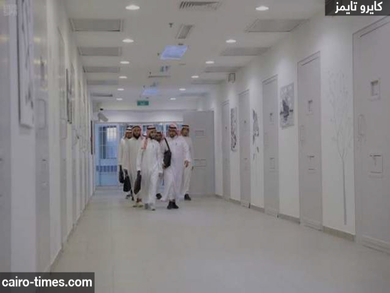 جامعة القصيم السعودية تحتفل بتخرج أول دفعة داخل السجون.. تفاصيل